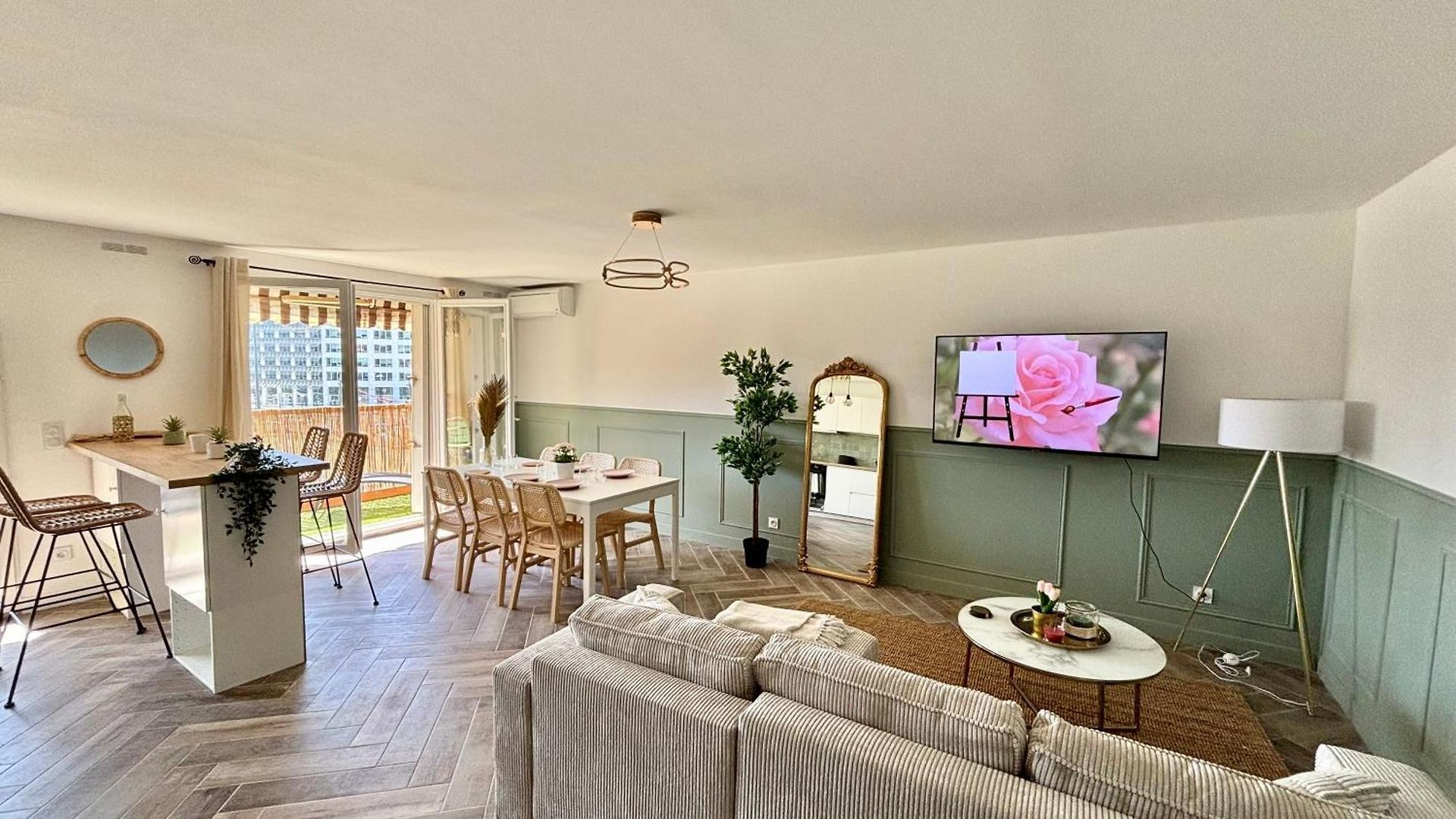 Apartment Modern & Cosy 3 Bedrooms Train Tramway *