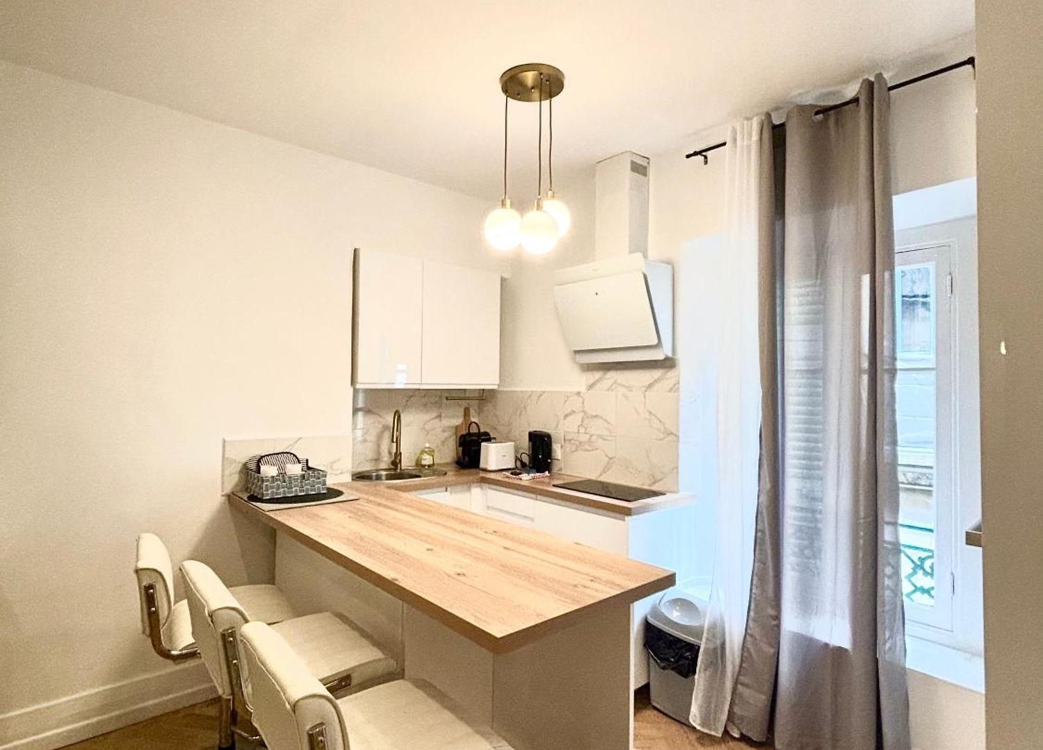 Magnifique T2 Port De Appartement *