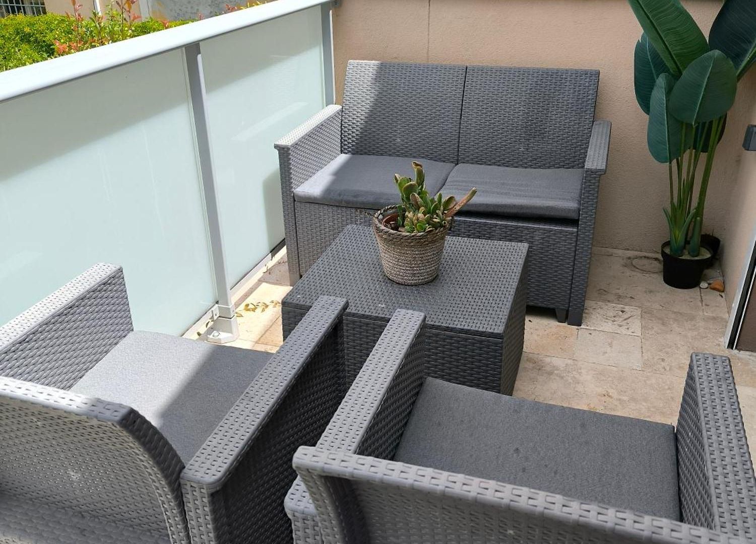 Apartment Beau Deux Pieces Cozy Avec Terrasse N11 *