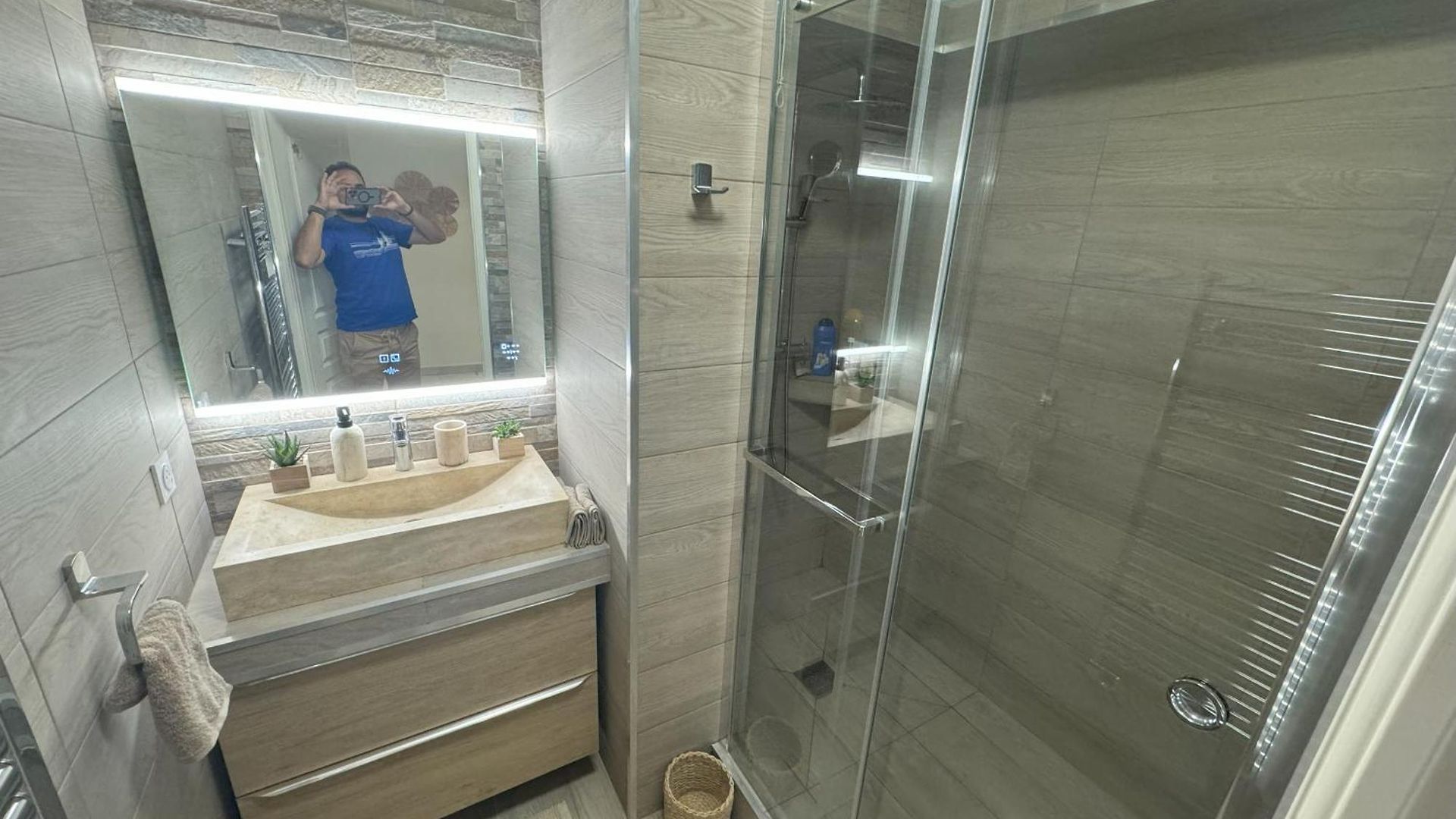 Appartement Elegant With Sea View And Swimming Pool