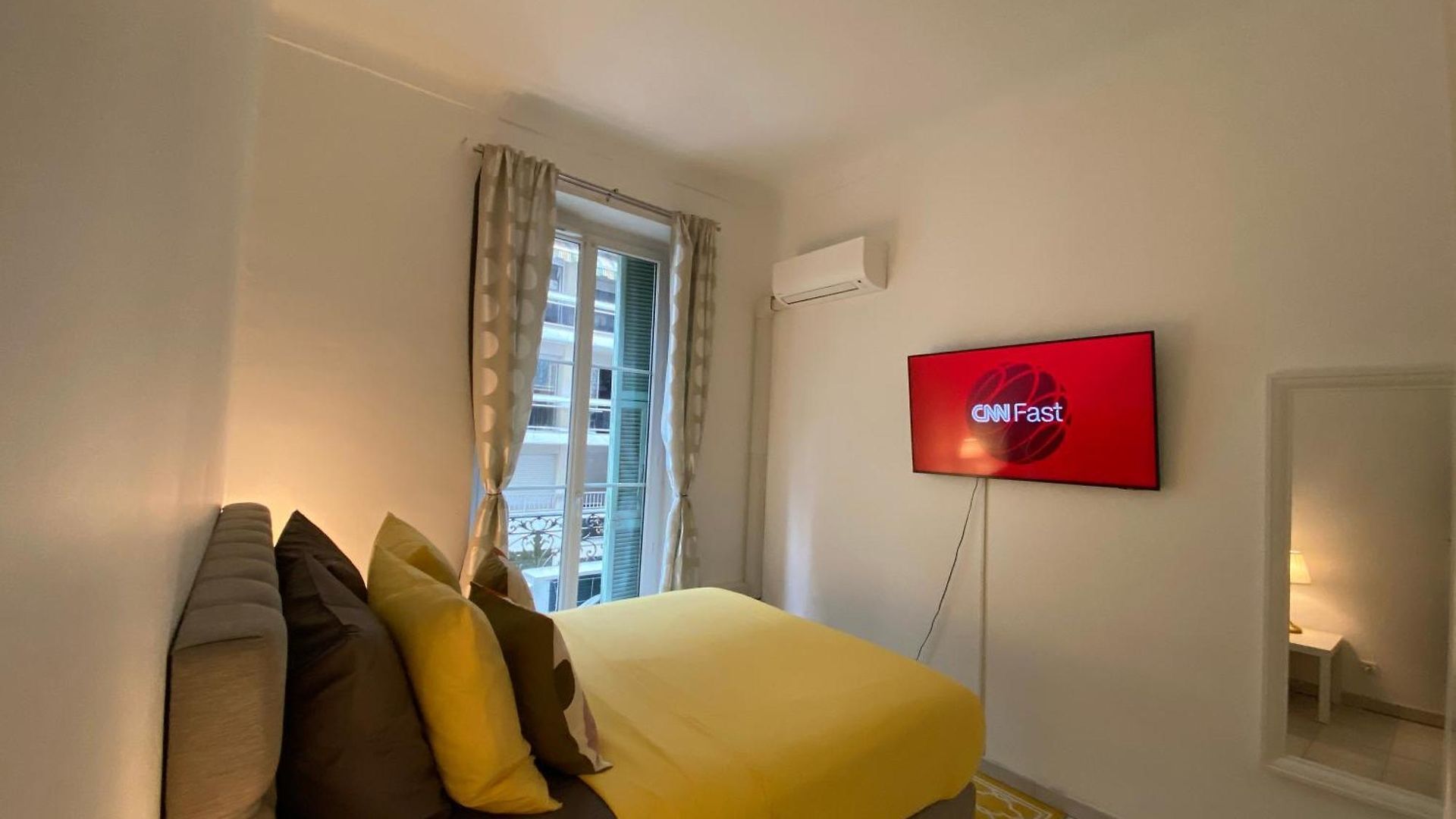 Appartement The French Coastal Retreat By J - Central, 5 Mins To Sea, Tram, Train, Ac, Wifi Nice