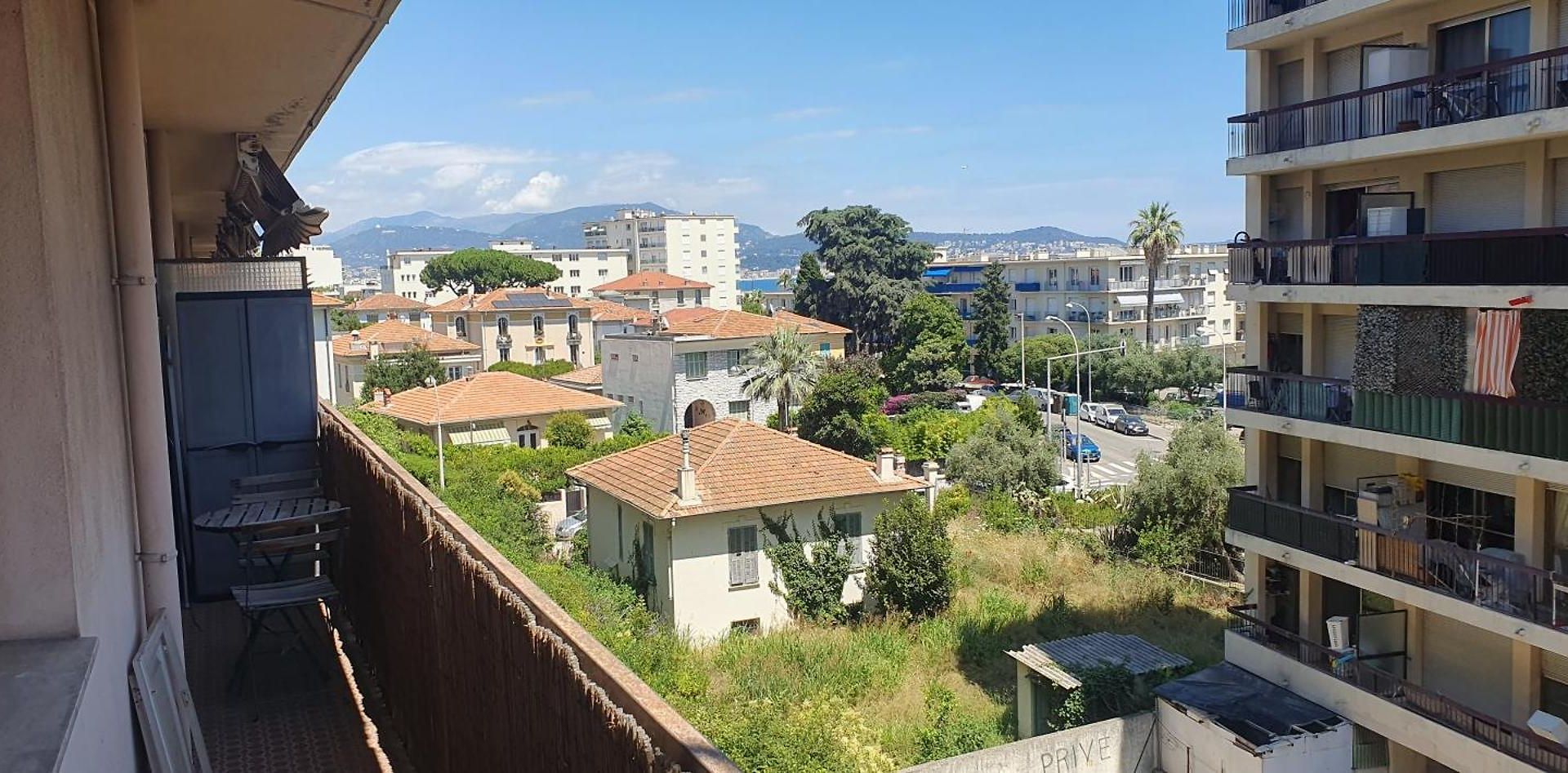 Appartement Au Calme Et 2 Pas De La