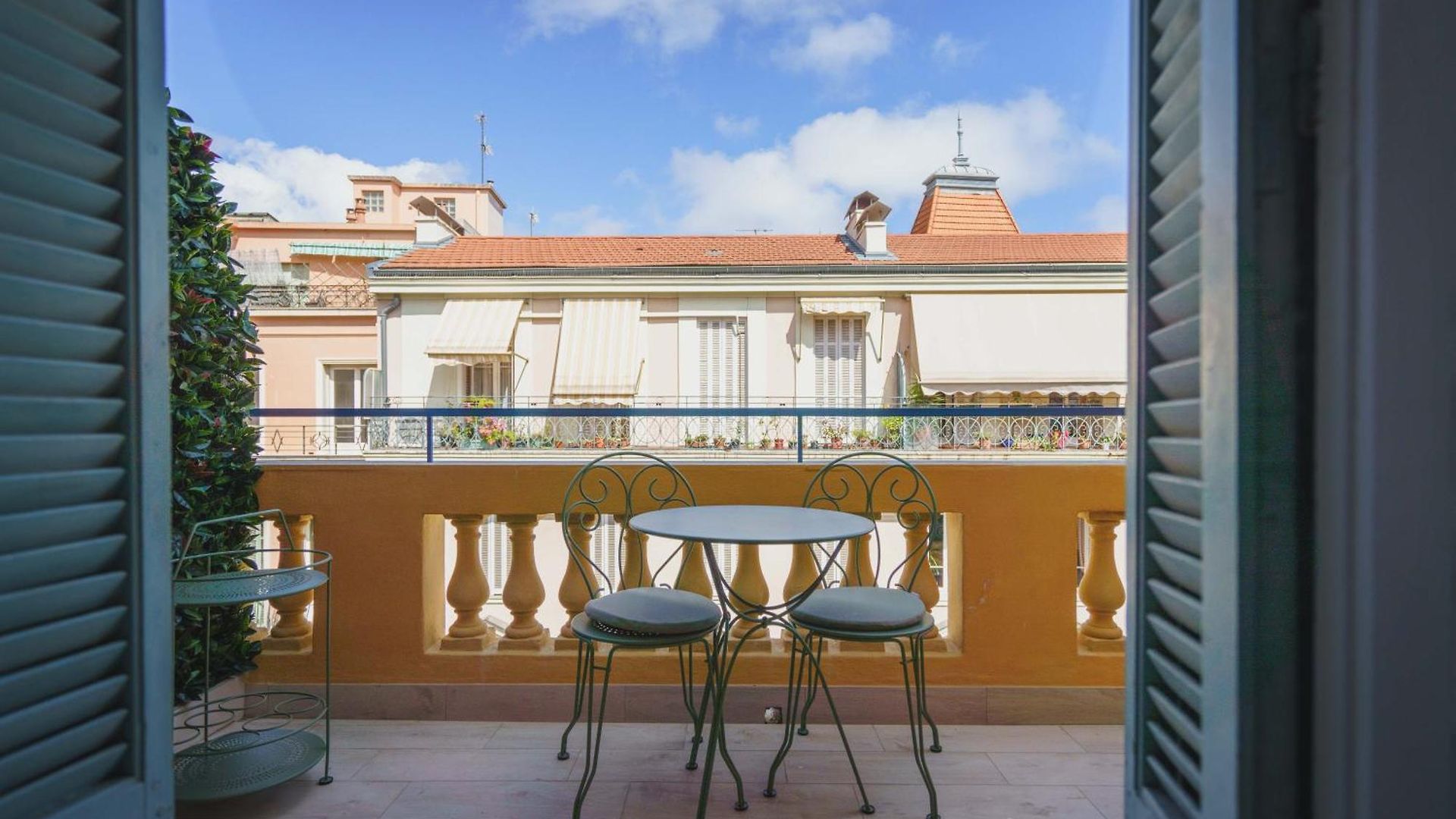 Hotel Gounod Fully Renovated 4*