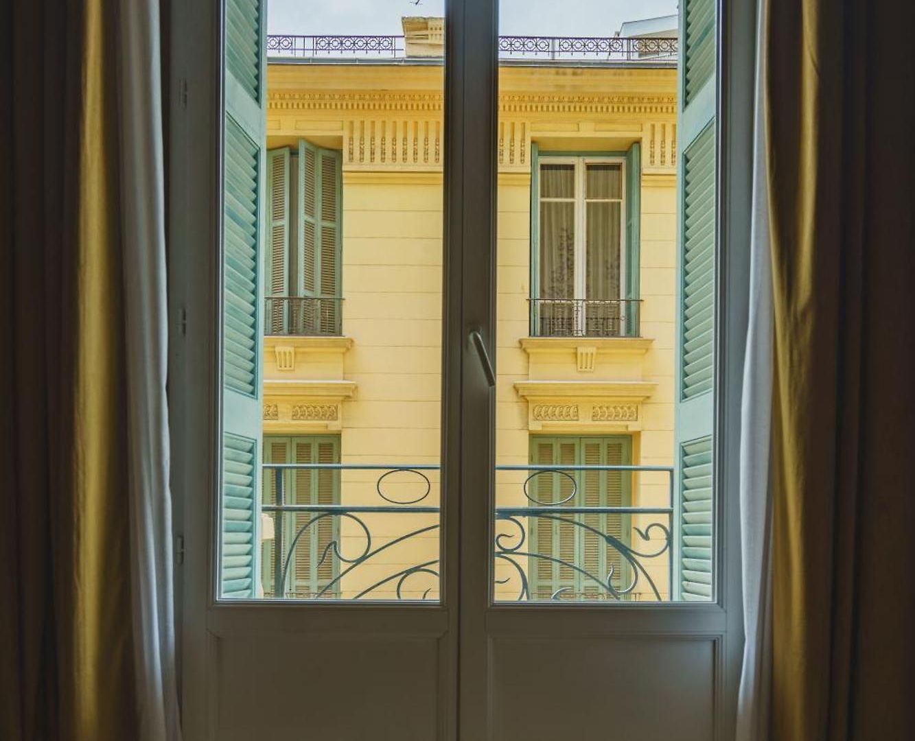 Gounod Fully Renovated 4*