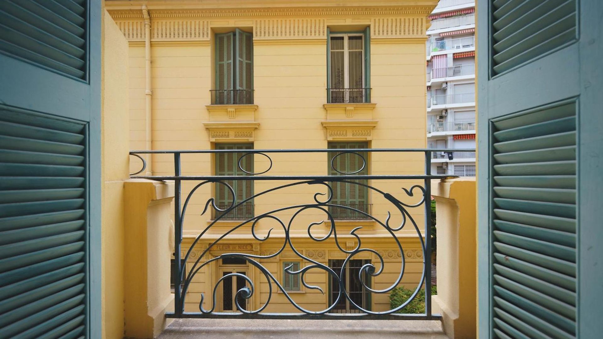 Gounod Fully Renovated 4* Nice