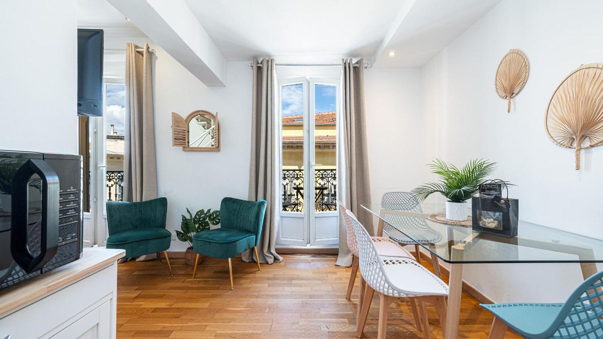 Appartement Massena Street - 1 Bdr Duplex With Ac & Parking *