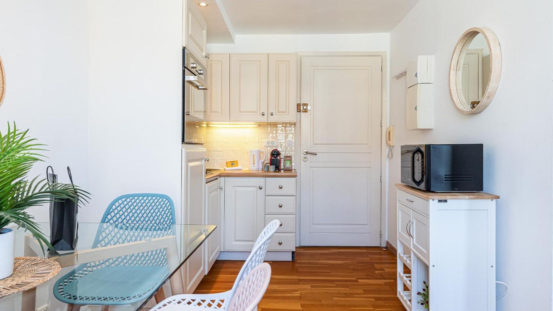 Appartement Massena Street - 1 Bdr Duplex With Ac & Parking