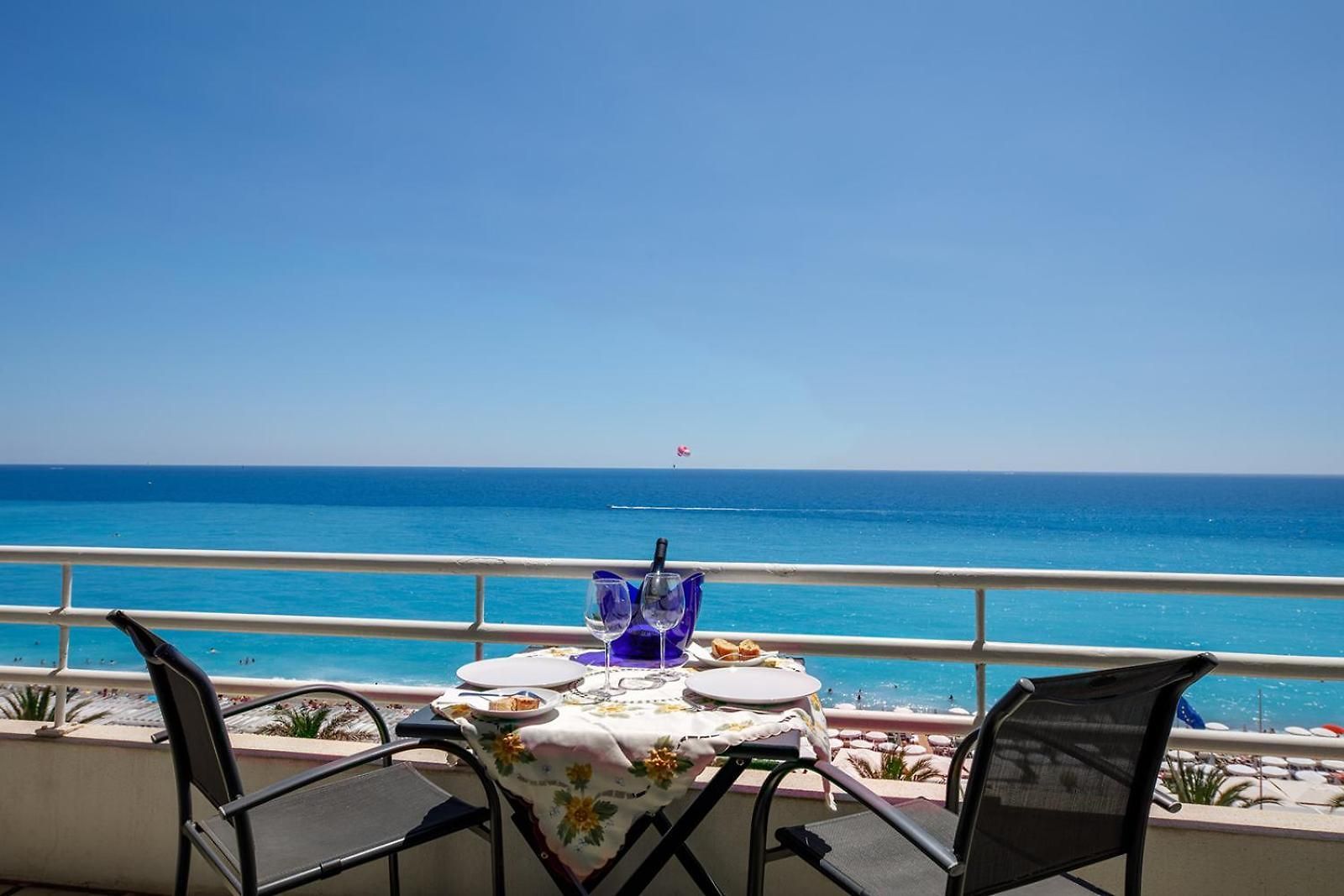Wonderful On Sea Apartment *