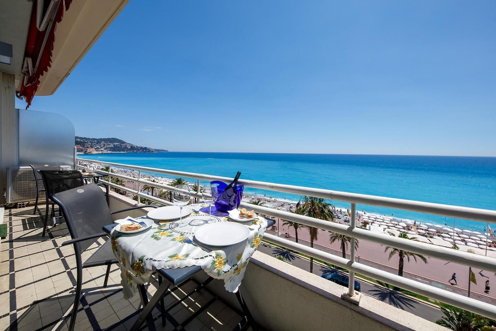 Apartment Wonderful On Sea *