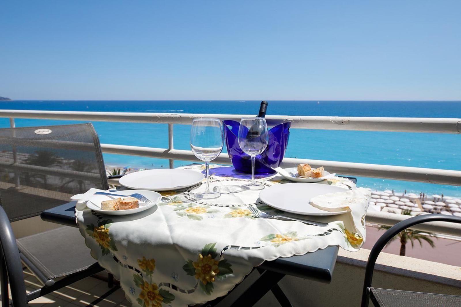 Wonderful On Sea Apartment *