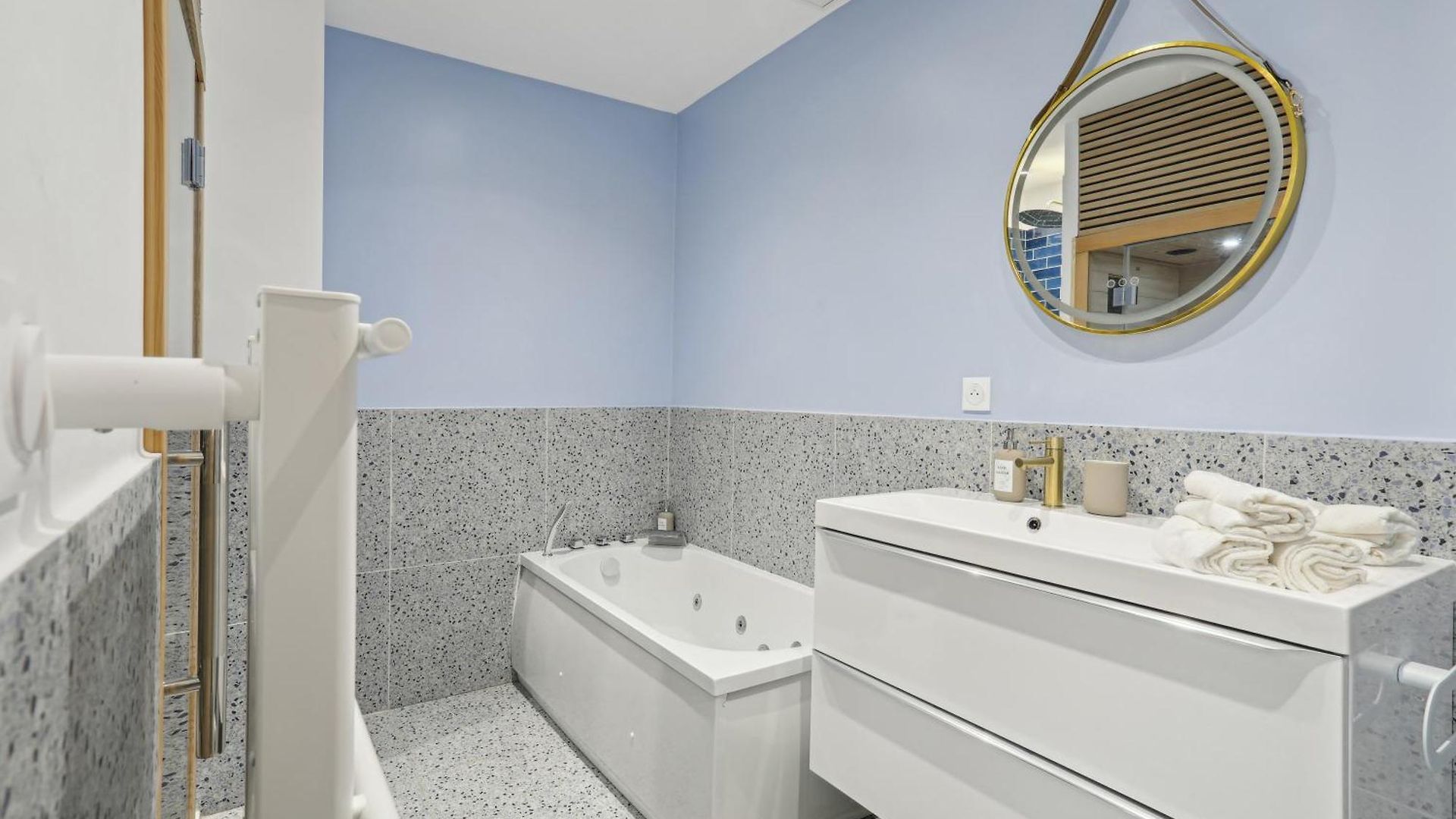 Apartment Lavie Maison Hot Tub Seaside Flat