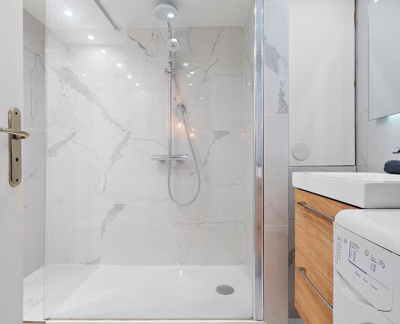 Renting - 3 Massena - Chic Escape Luxury Duplex Place Massena Apartment Nice