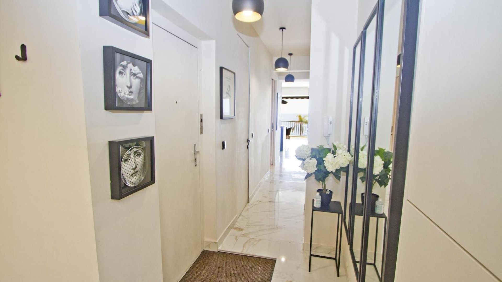 Luxury Flat Beachfront * Nice