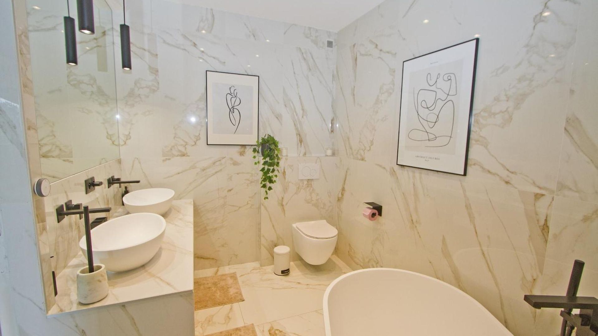 Luxury Flat Beachfront * Nice
