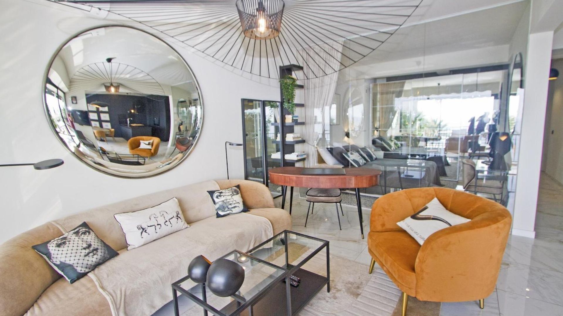 Luxury Flat Beachfront *