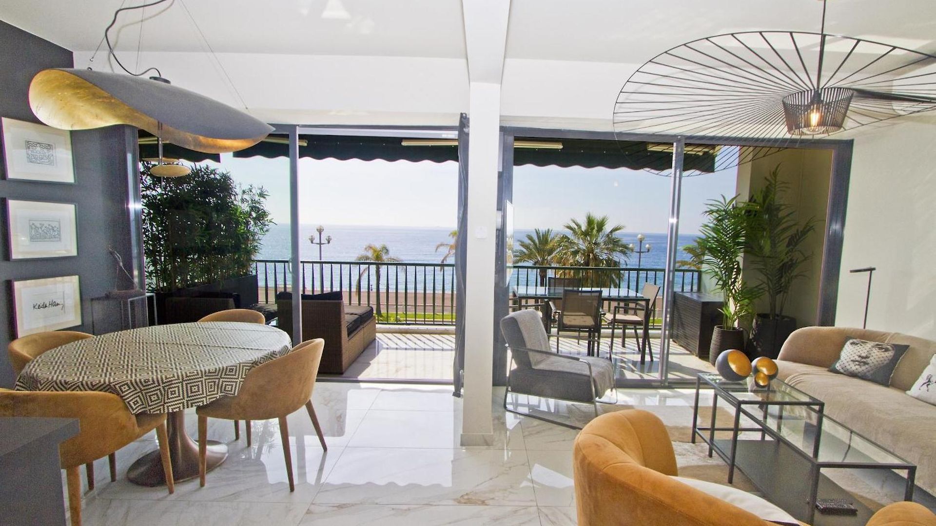 Luxury Flat Beachfront Appartement *