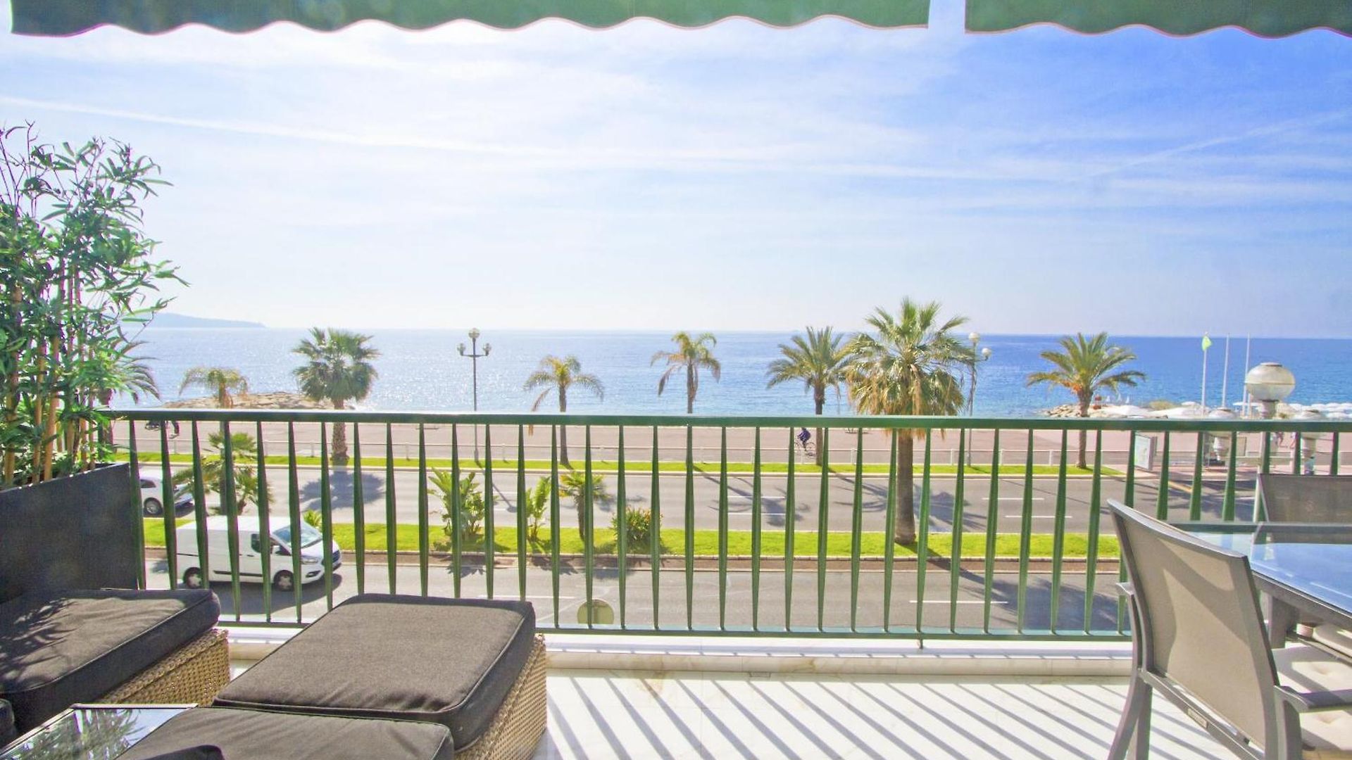 Luxury Flat Beachfront Appartement *