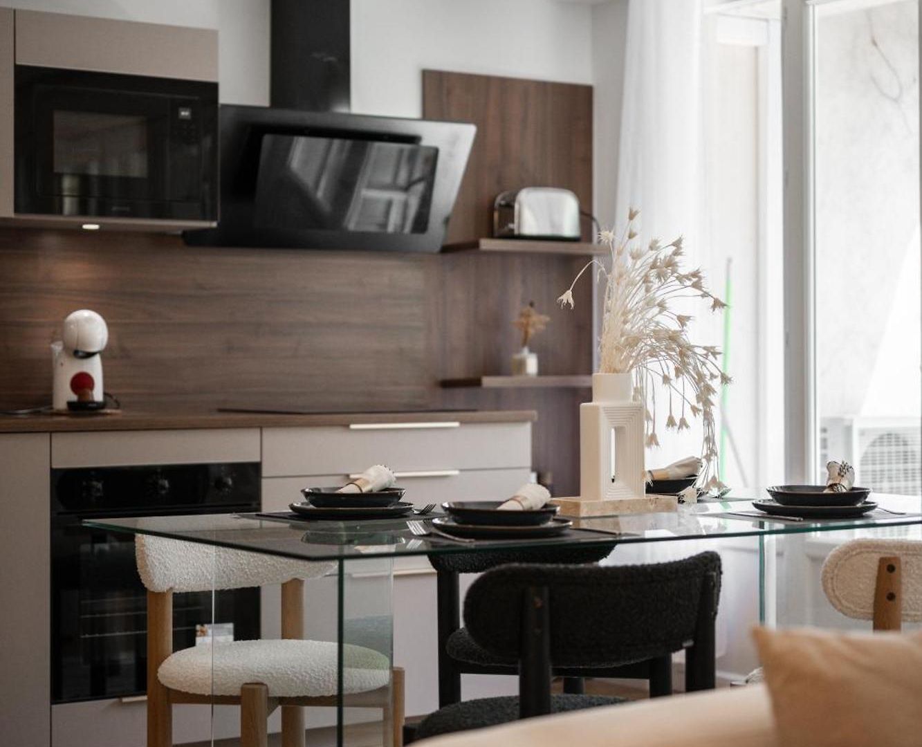 Appartement Luxueux, Spacieux Et équipé à 5 Min Du Port Nice