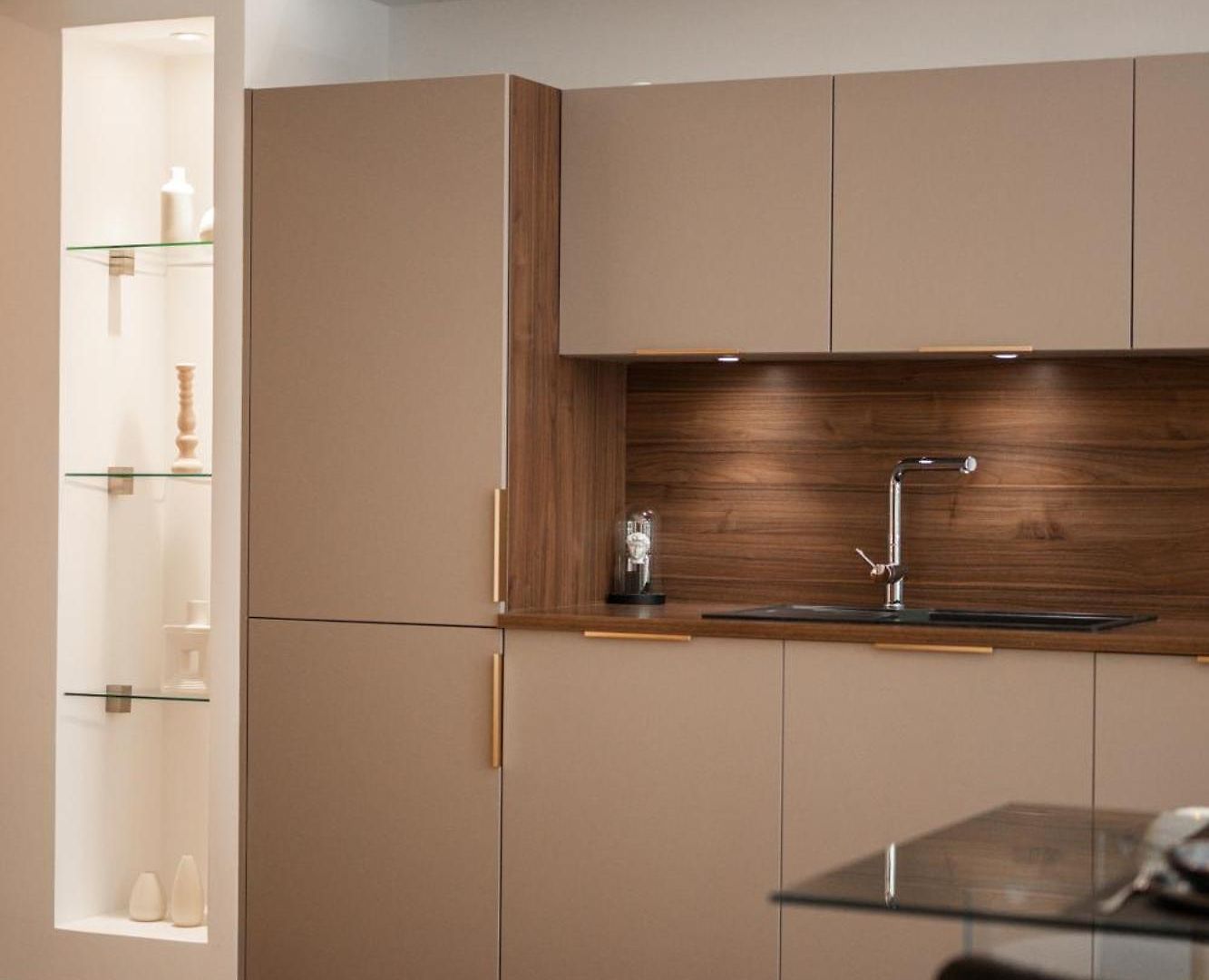 Luxueux, Spacieux Et équipé à 5 Min Du Port Appartement