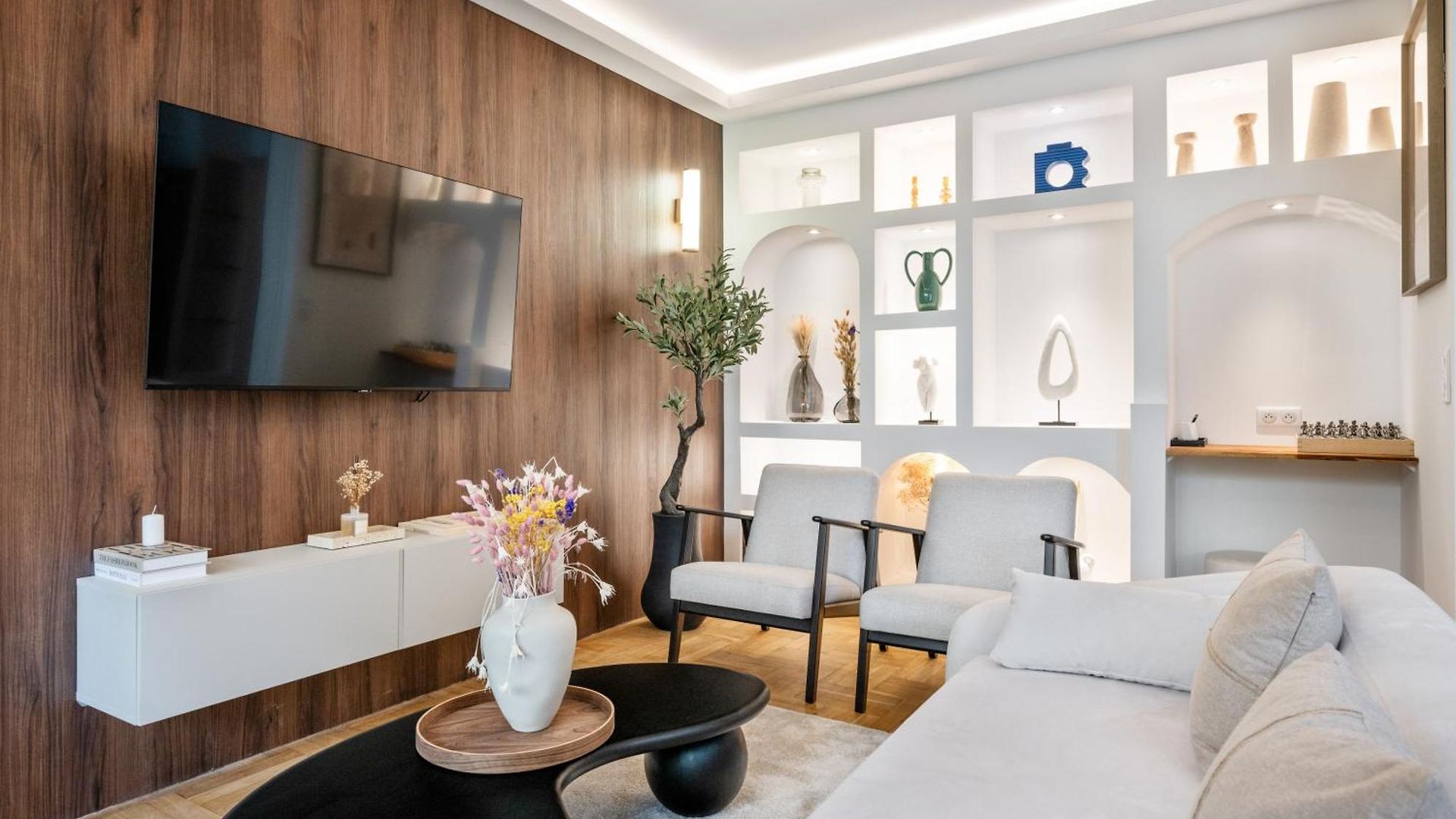 Luxueux, Spacieux Et équipé à 5 Min Du Port Appartement *