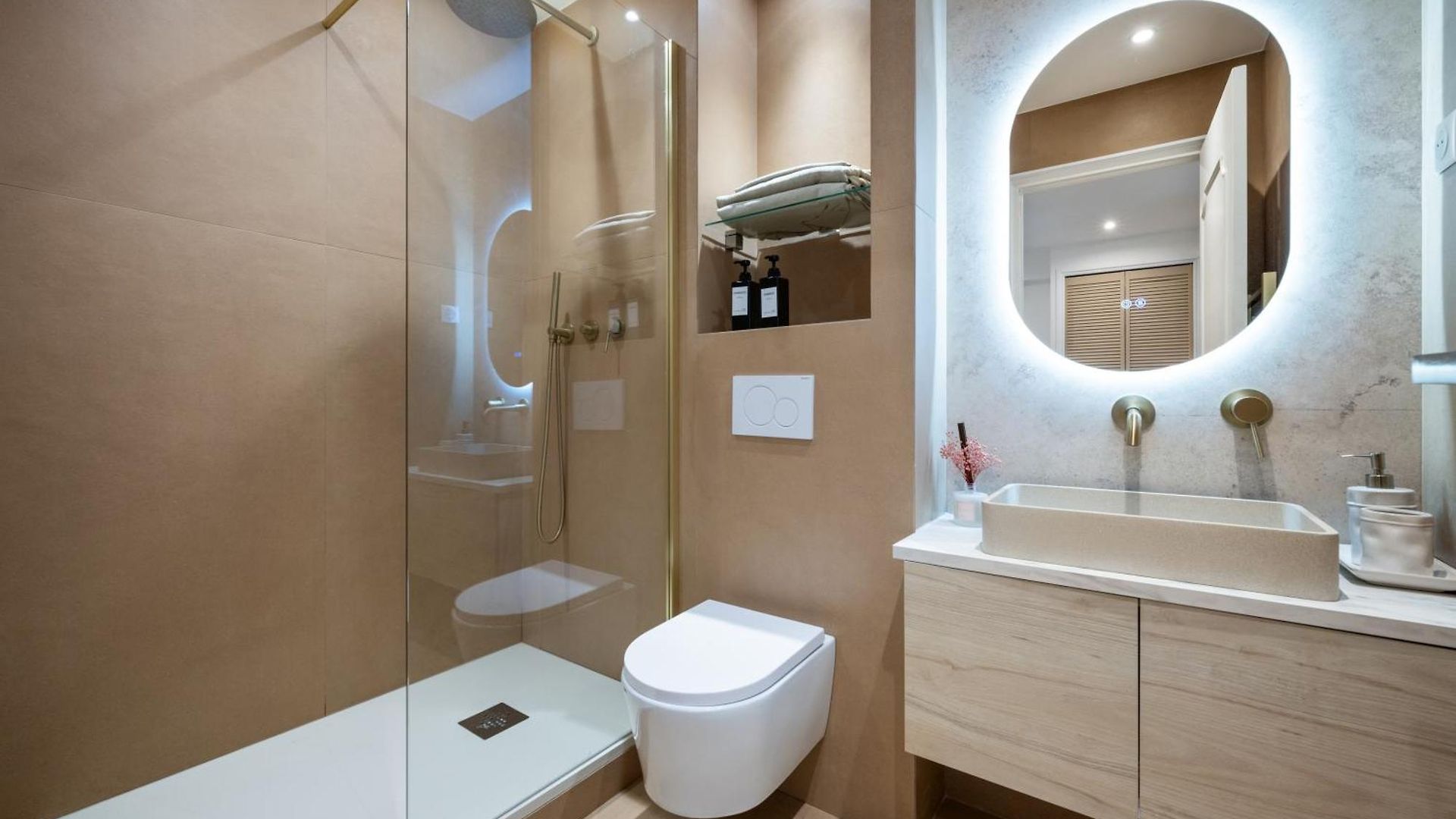 Appartement Luxueux, Spacieux Et équipé à 5 Min Du Port Nice