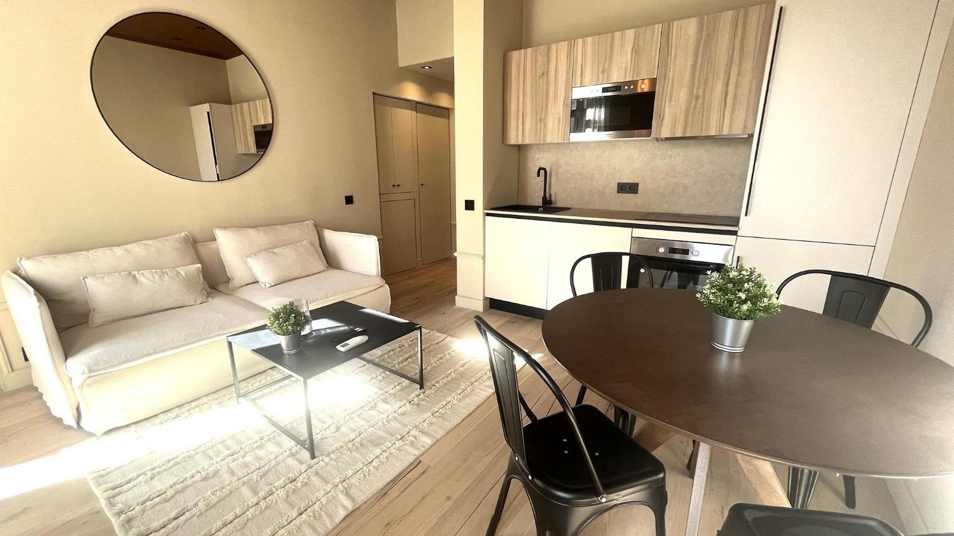 Apartment Beaumont Republique *