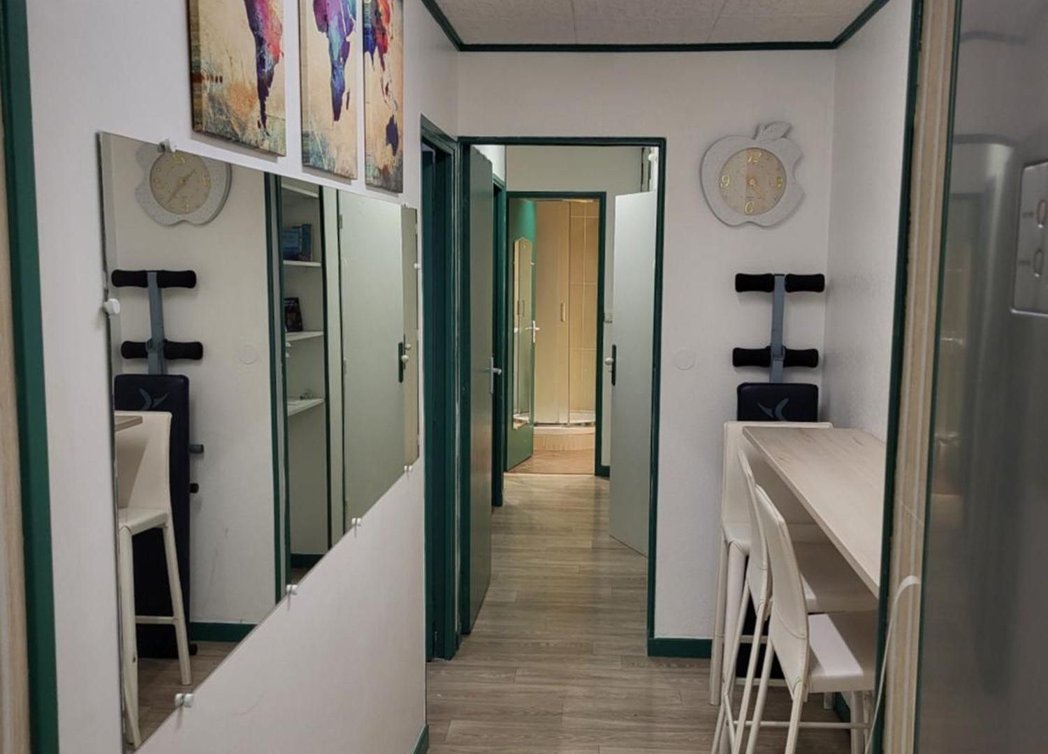 Private Room-1 In Hannana Apartment- 2 Min Walk To Tram 12 Min To Train Station 15 Min To Massena Place Nice