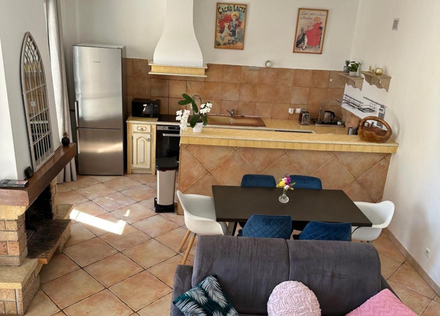 Maison De A Ouest Dans Propriete Arboree Apartment *