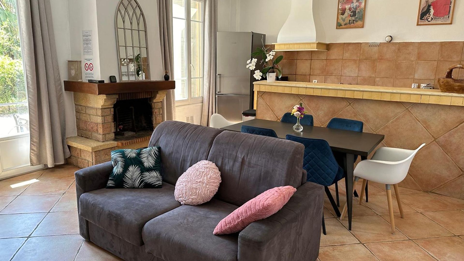 Maison De A Ouest Dans Propriete Arboree Apartment