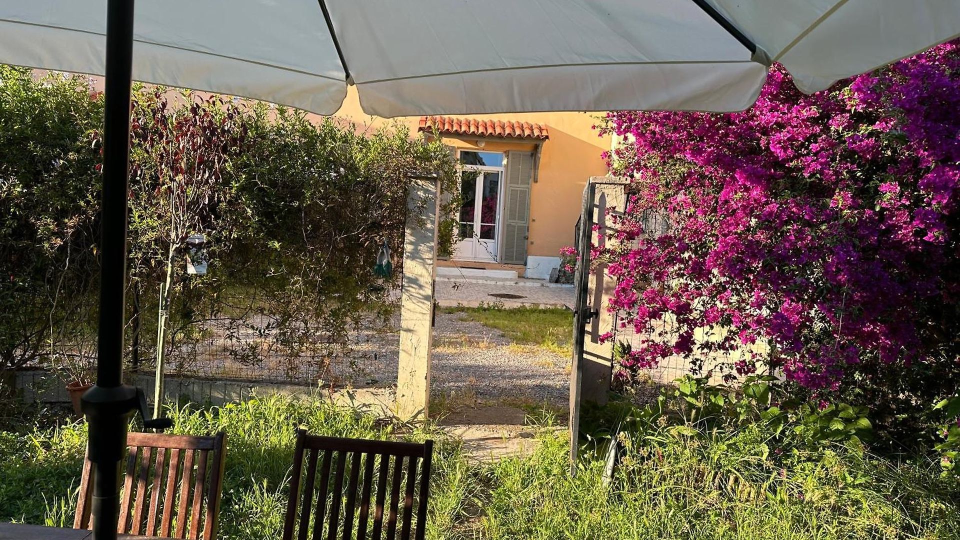 Maison De A Ouest Dans Propriete Arboree * Nice