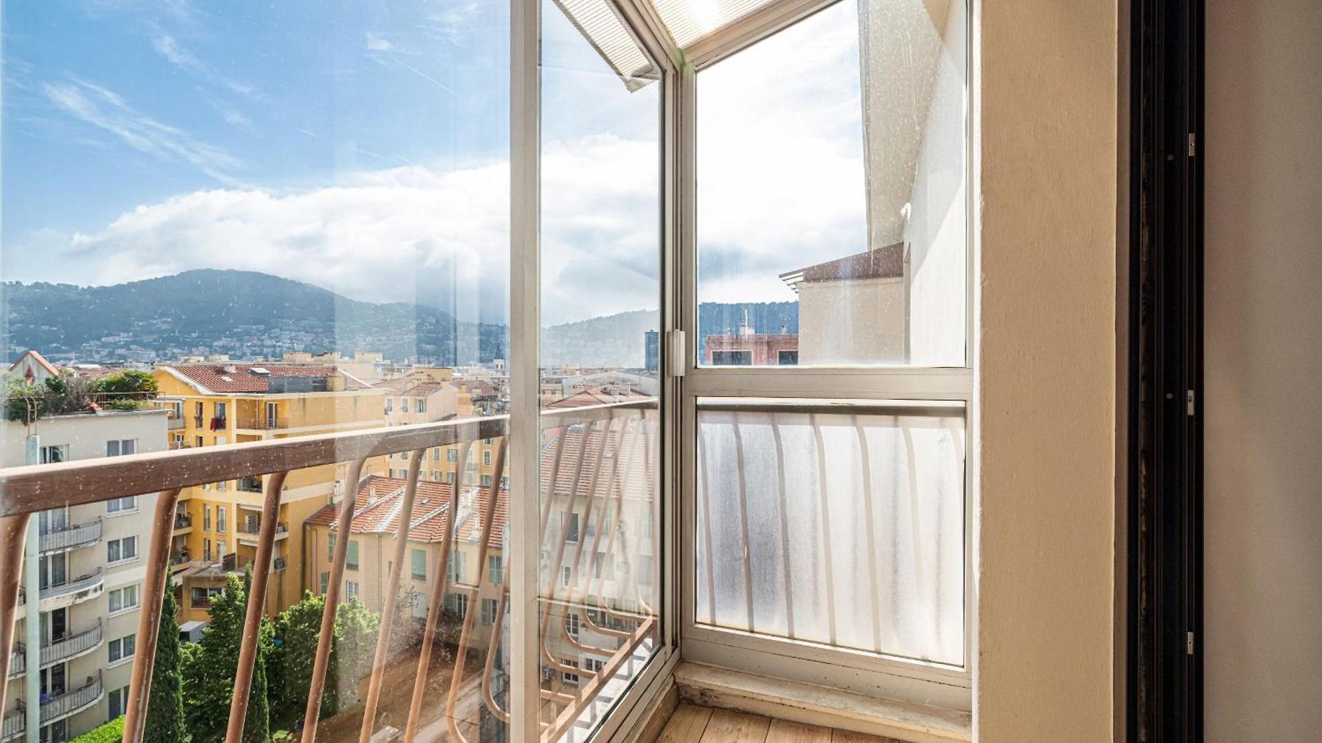 Open Sky Terrace Lage 1 Bdr & Parking Nice