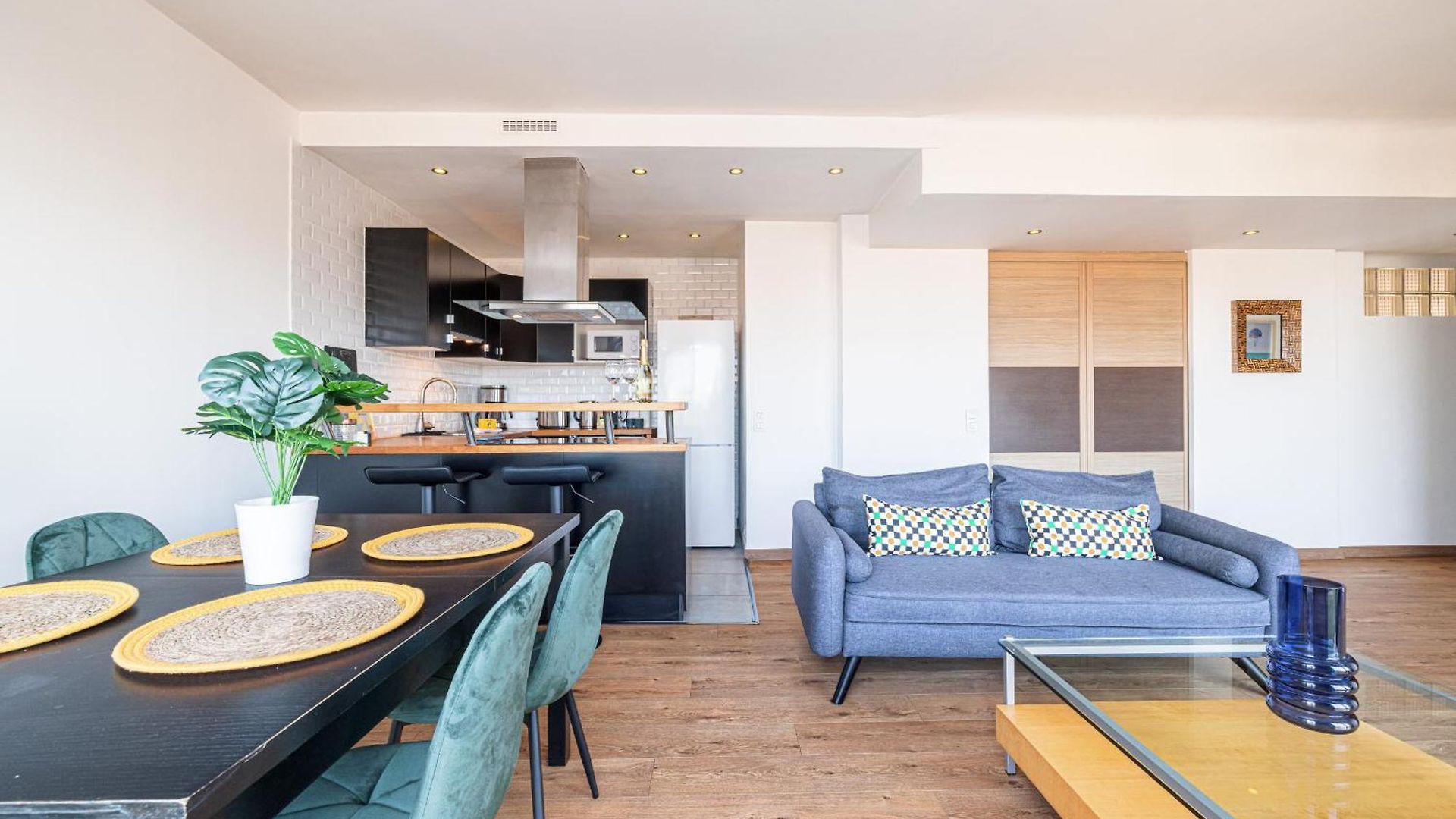 Open Sky Terrace Lage 1 Bdr & Parking Nice