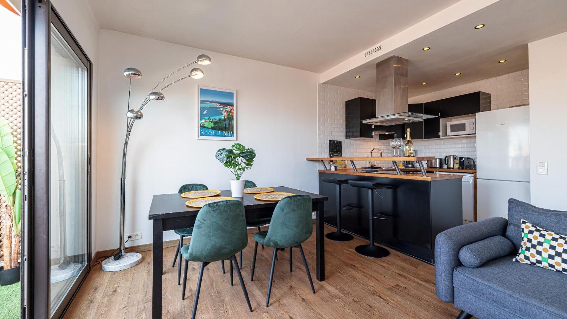 Open Sky Terrace Lage 1 Bdr & Parking Nice