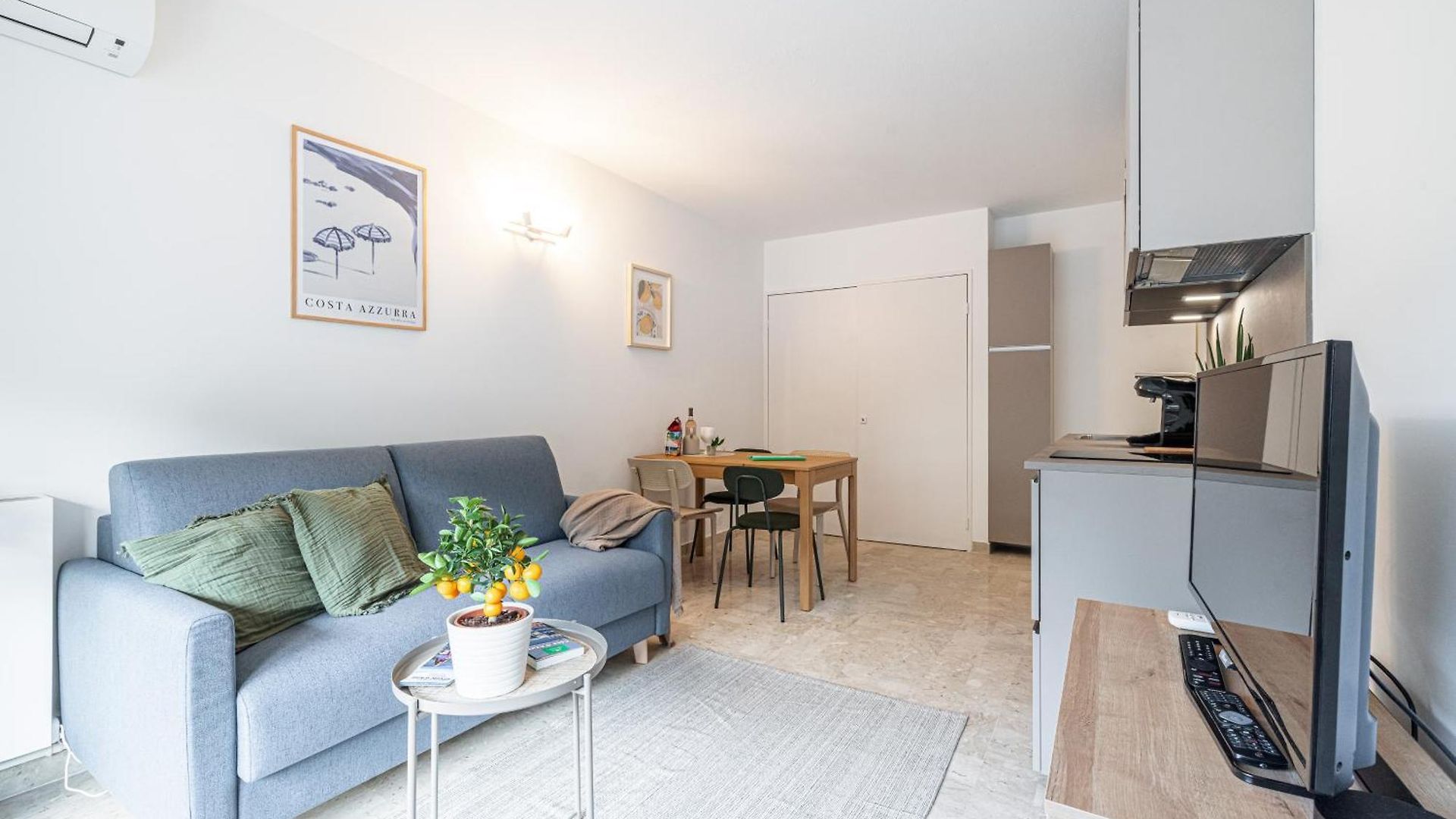 2p Rénové Avec Terrasse Au Port De