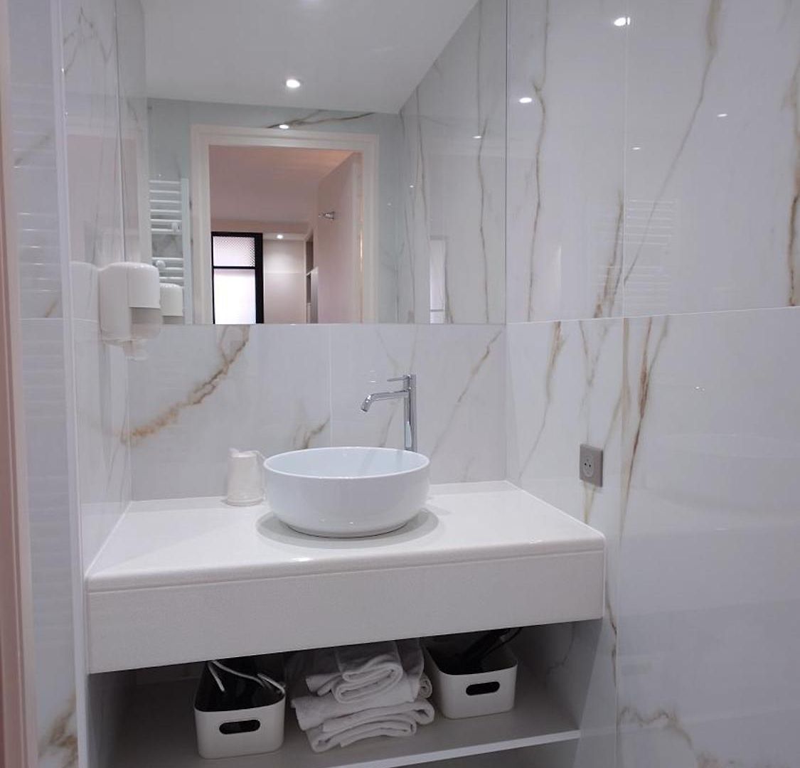 Club Aparthotel 4*