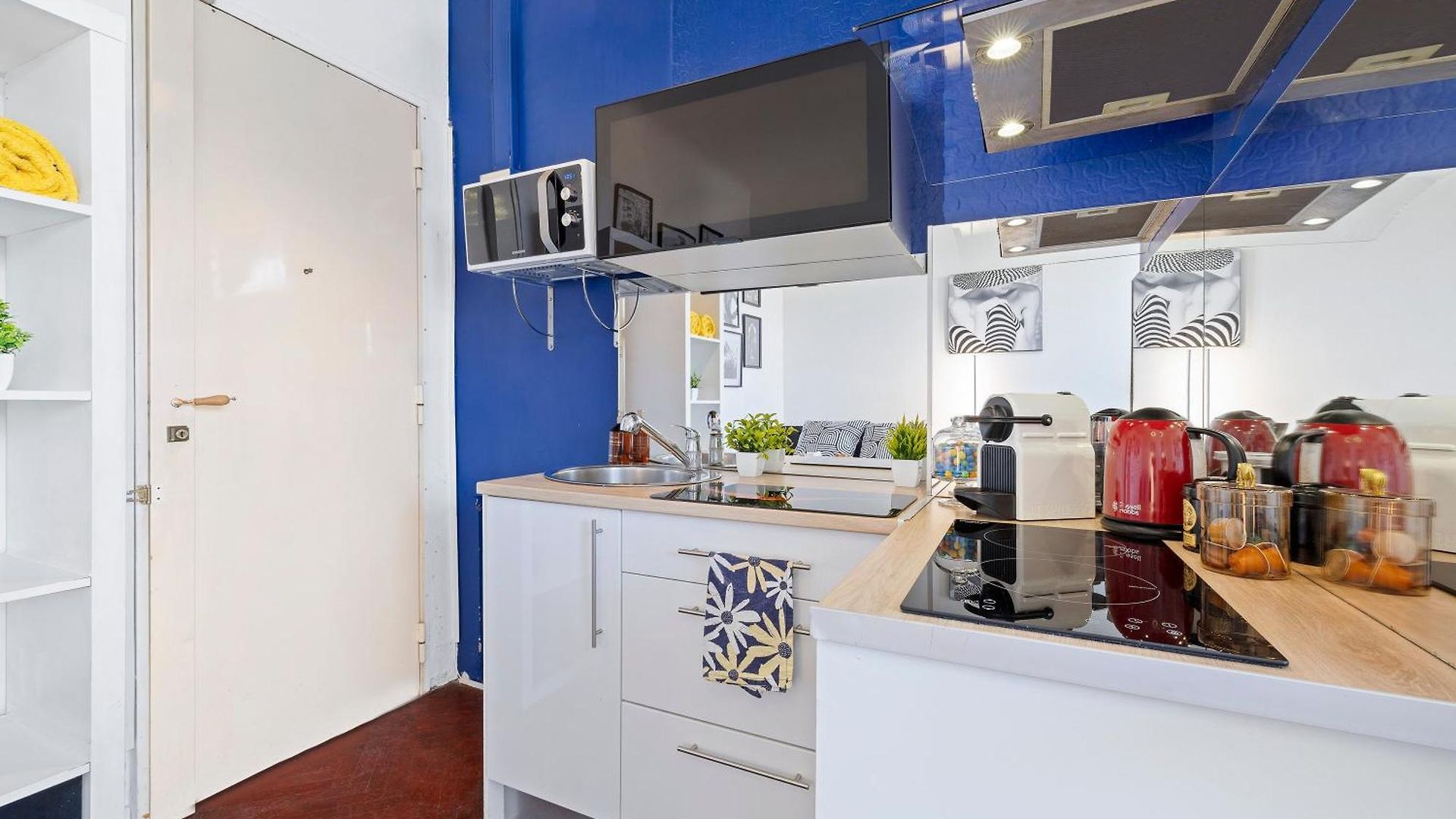 Apartment Center - Balcony Quiet - Air Conditioner - Kitchen - Wifi - Tram