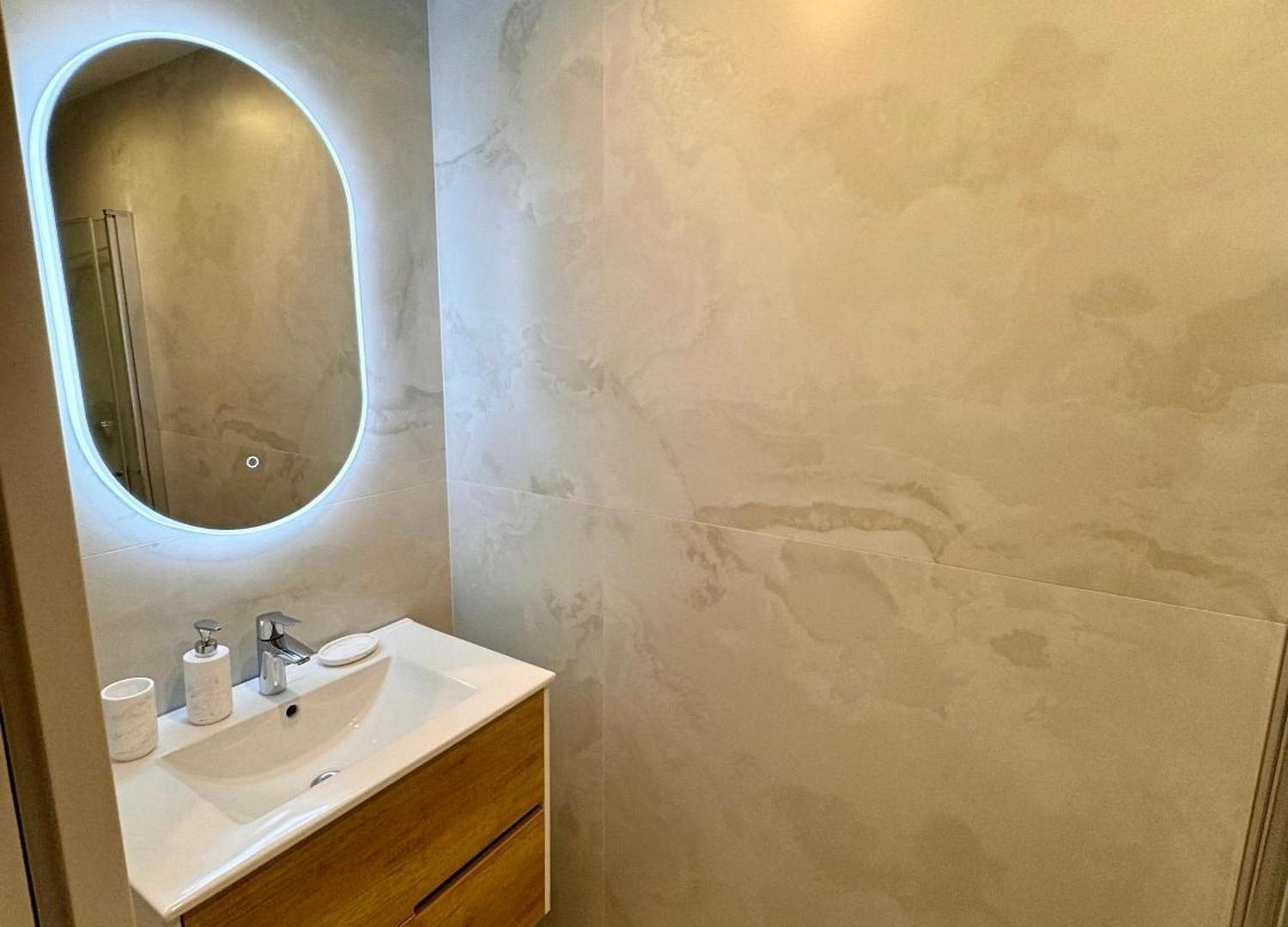 2p Moderne Et Epure Pres De La Et De La Celebre Promenades Des - Vivez Le Reve Mediterraneen Appartement