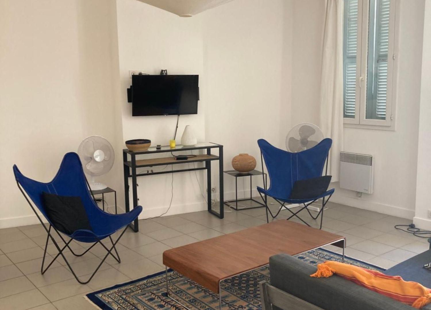 Bleu Appartement *