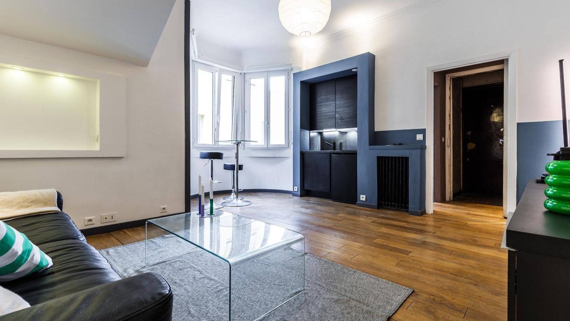 Beau Centre Apartment *