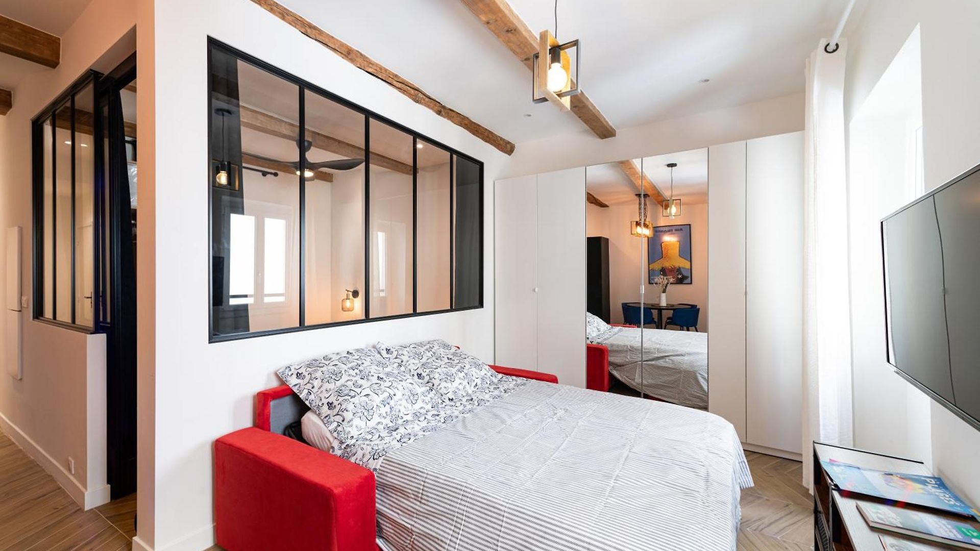 French Riviera Old Town Heart Apartment *