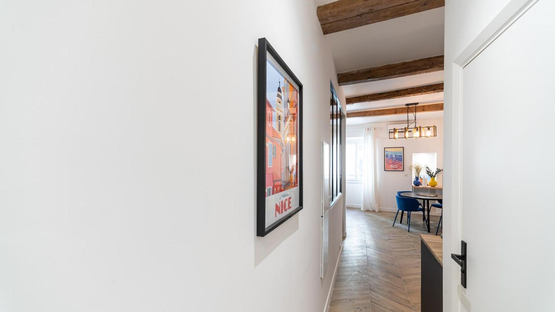 French Riviera Old Town Heart Apartment