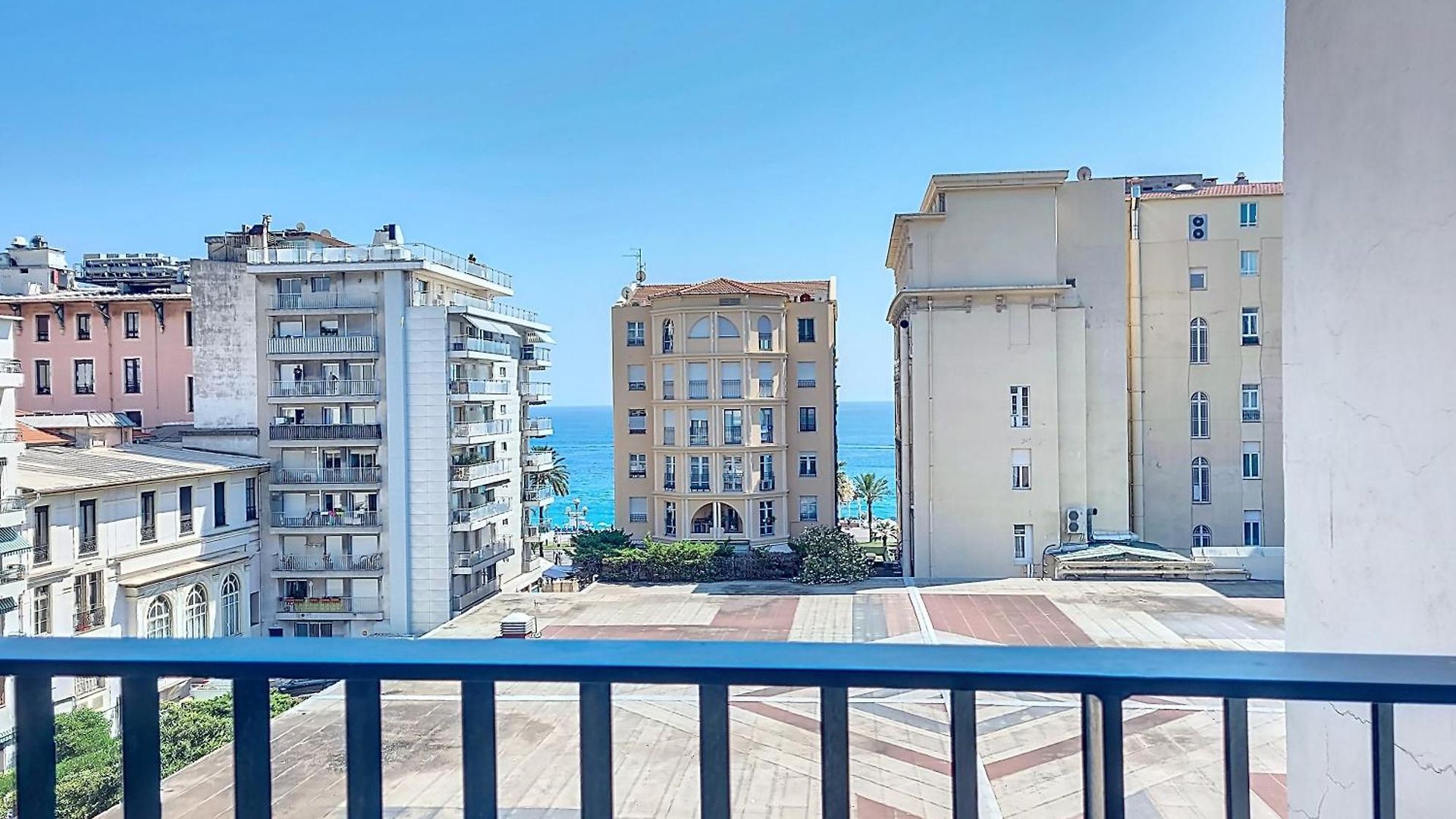 Nestor&jeeves - Bleu Azur Vue - - Very Close Sea * Nice