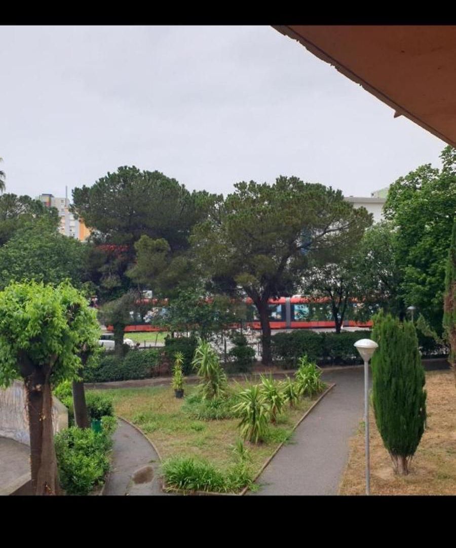 Apartment Grand Appartement, 2 Ou 3 Ou 4 Pieces, Tramway Sur Place, Proche Gare Sncf St Augustin 900 Metre , Aeroport 1200 Metre, Ou Allianz Riviera 10 Min, Palais Nikaia 2 Min , Supermarche Sur Place, Parking Possible Si Disponible Ou Payant A 1000 Metr *