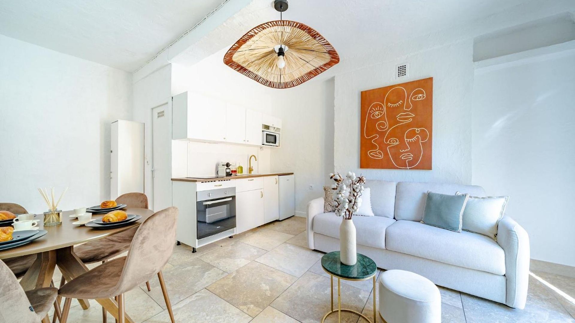 Appartement 2p Au Cœur Du Vieux