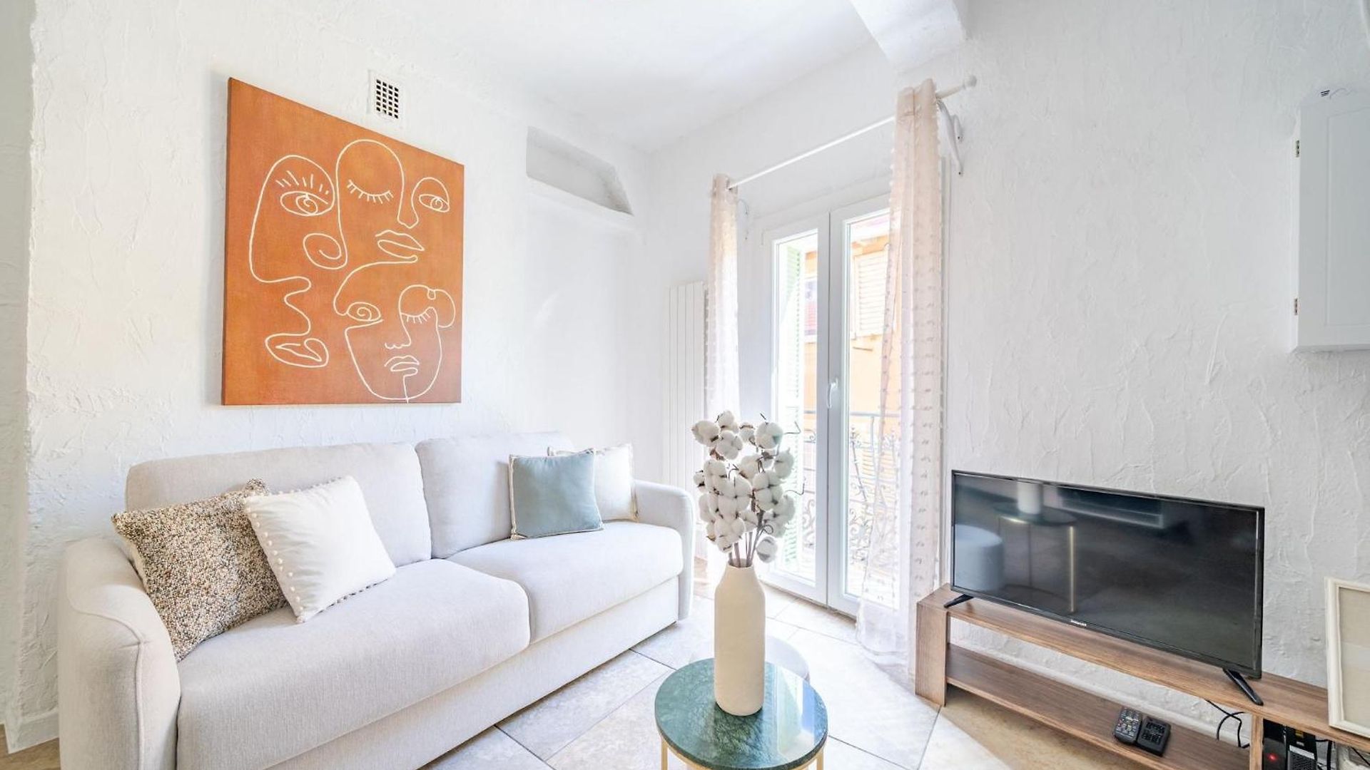 Appartement 2p Au Cœur Du Vieux *