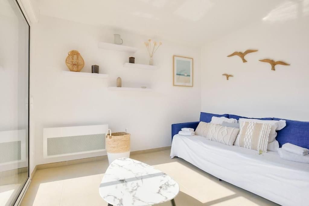 Appartement T2 Avec Terrasse Et Parking Privé Au Coeur De