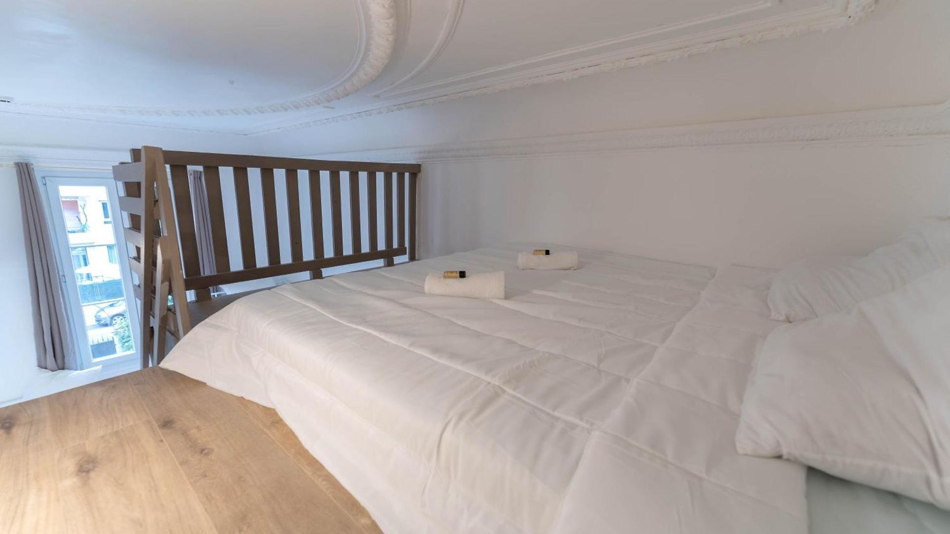 Le Celeste Hotel