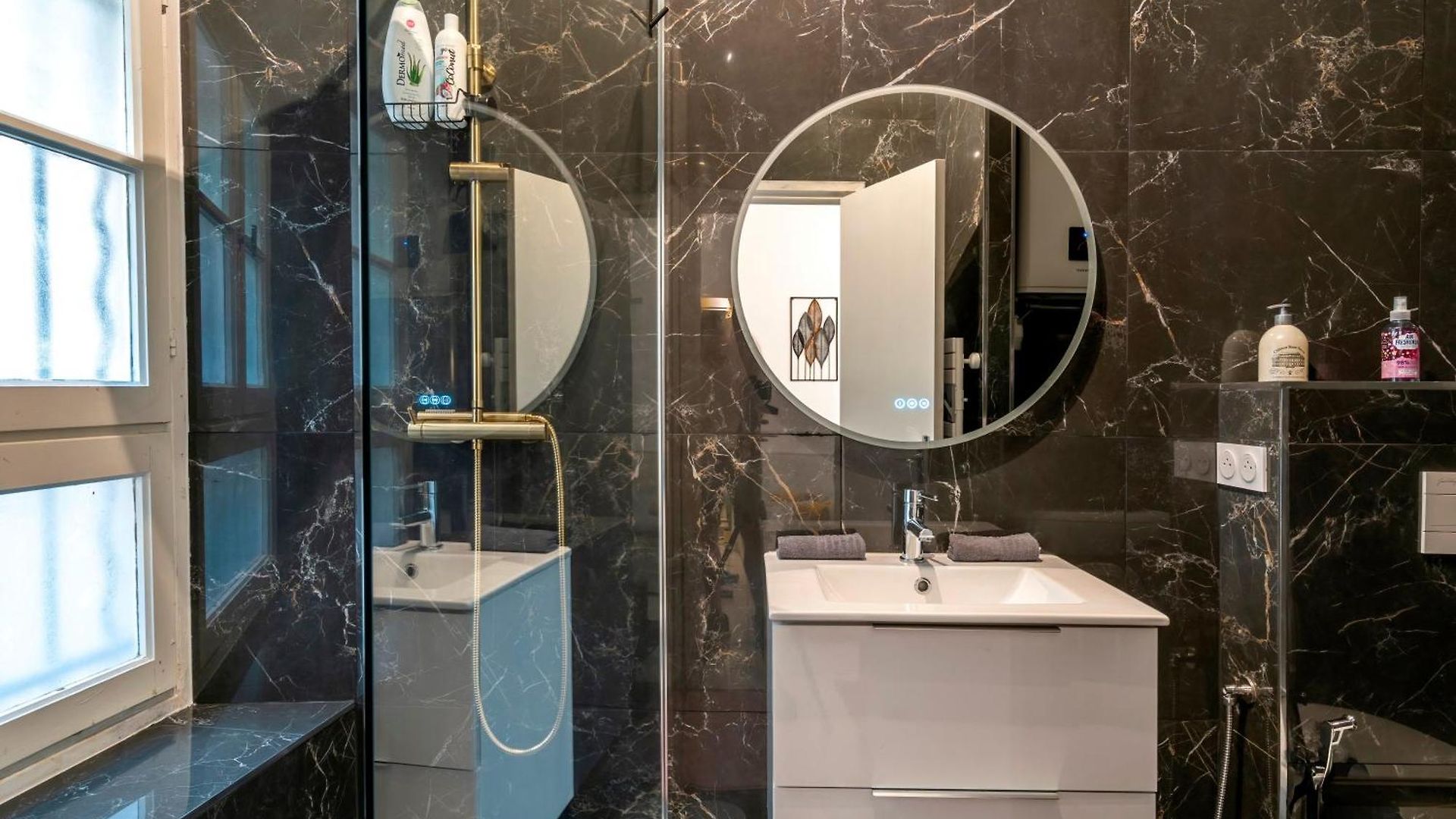 Apartment Splendide, Refait A Neuf, Climatise, A 1mn- 