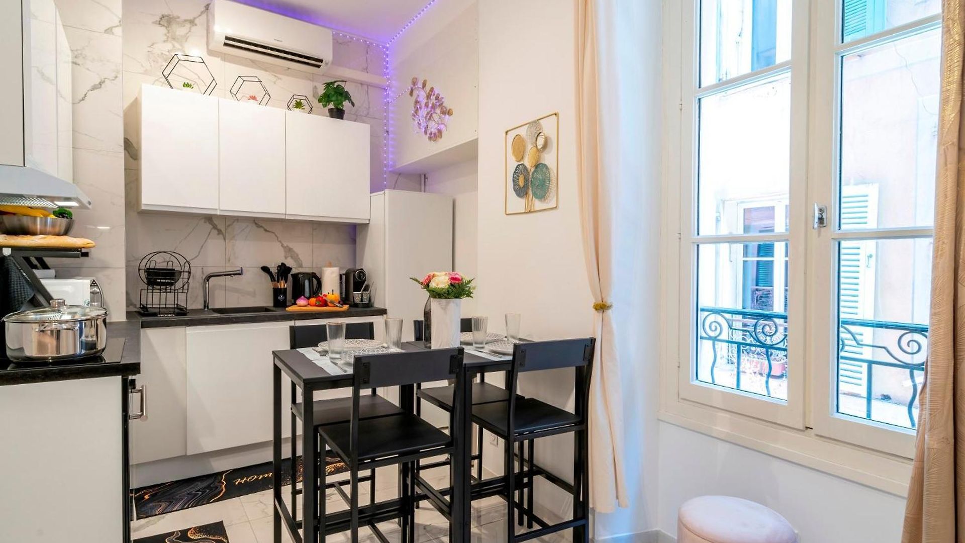 Splendide, Refait A Neuf, Climatise, A 1mn- 