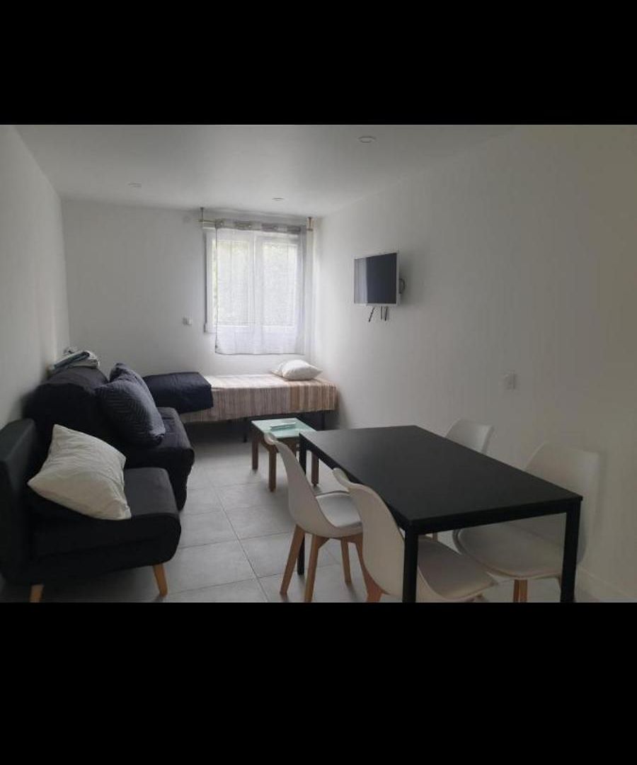Apartment Grand Appartement, 2 Ou 3 Ou 4 Pieces, Tramway Sur Place, Proche Gare Sncf St Augustin 900 Metre , Aeroport 1200 Metre, Ou Allianz Riviera 10 Min, Palais Nikaia 2 Min , Supermarche Sur Place, Parking Possible Si Disponible Ou Payant A 1000 Metr *